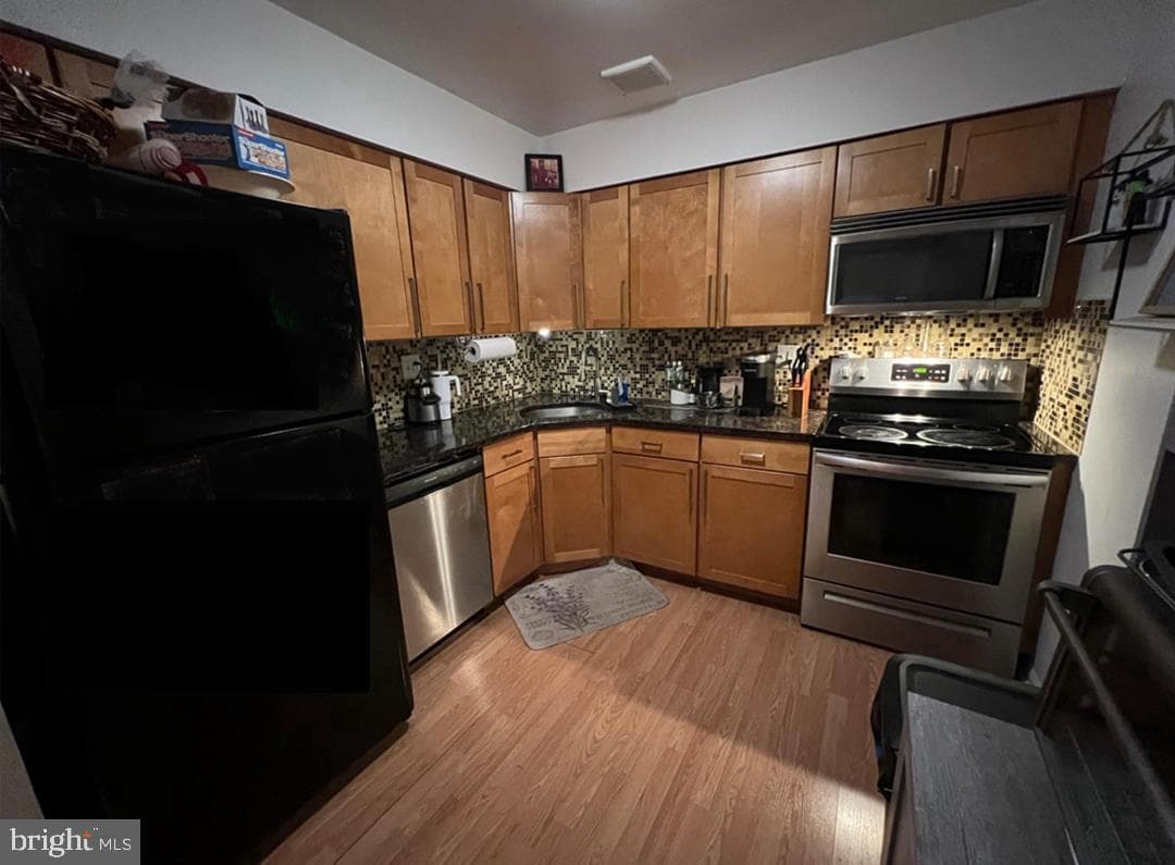 87 Whetstone Road photo 10