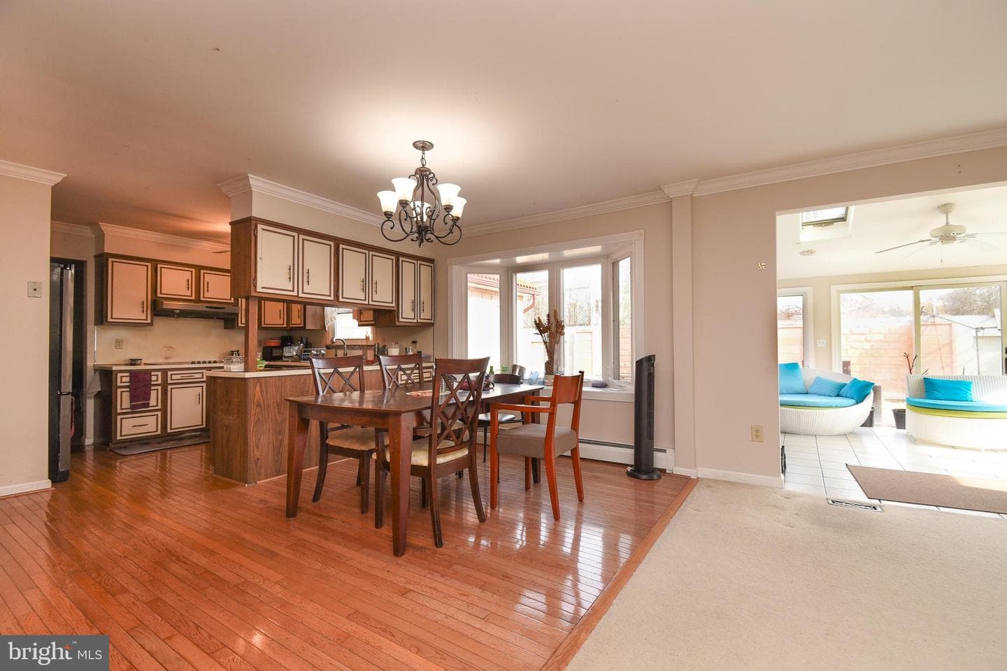87 Chestnut Lane photo 12