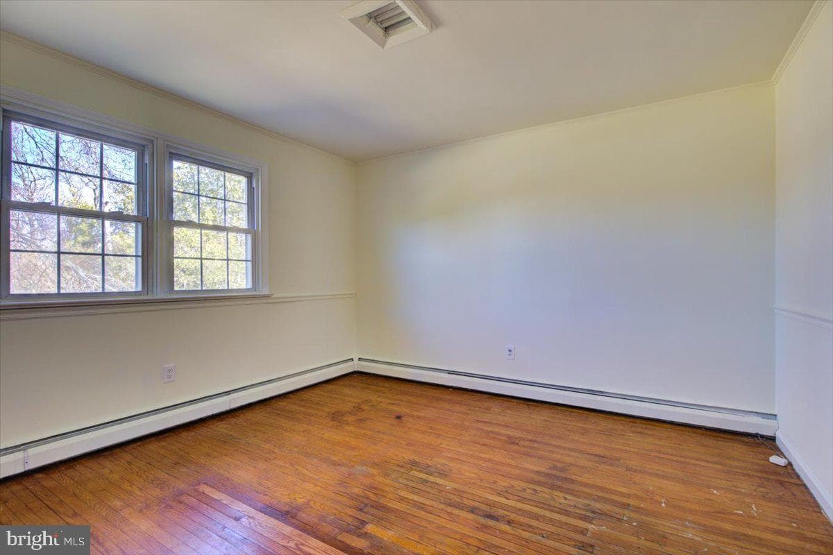 3015 Hemlock Drive photo 16