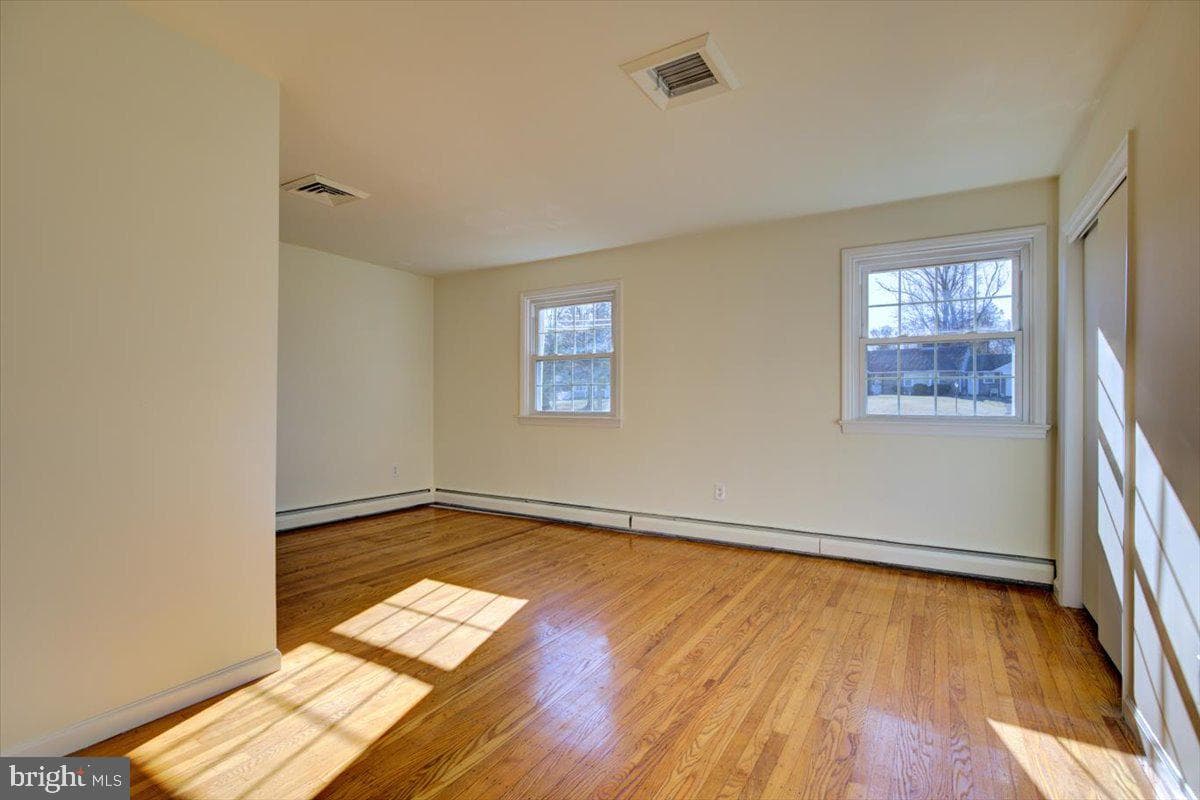 3015 Hemlock Drive photo 17