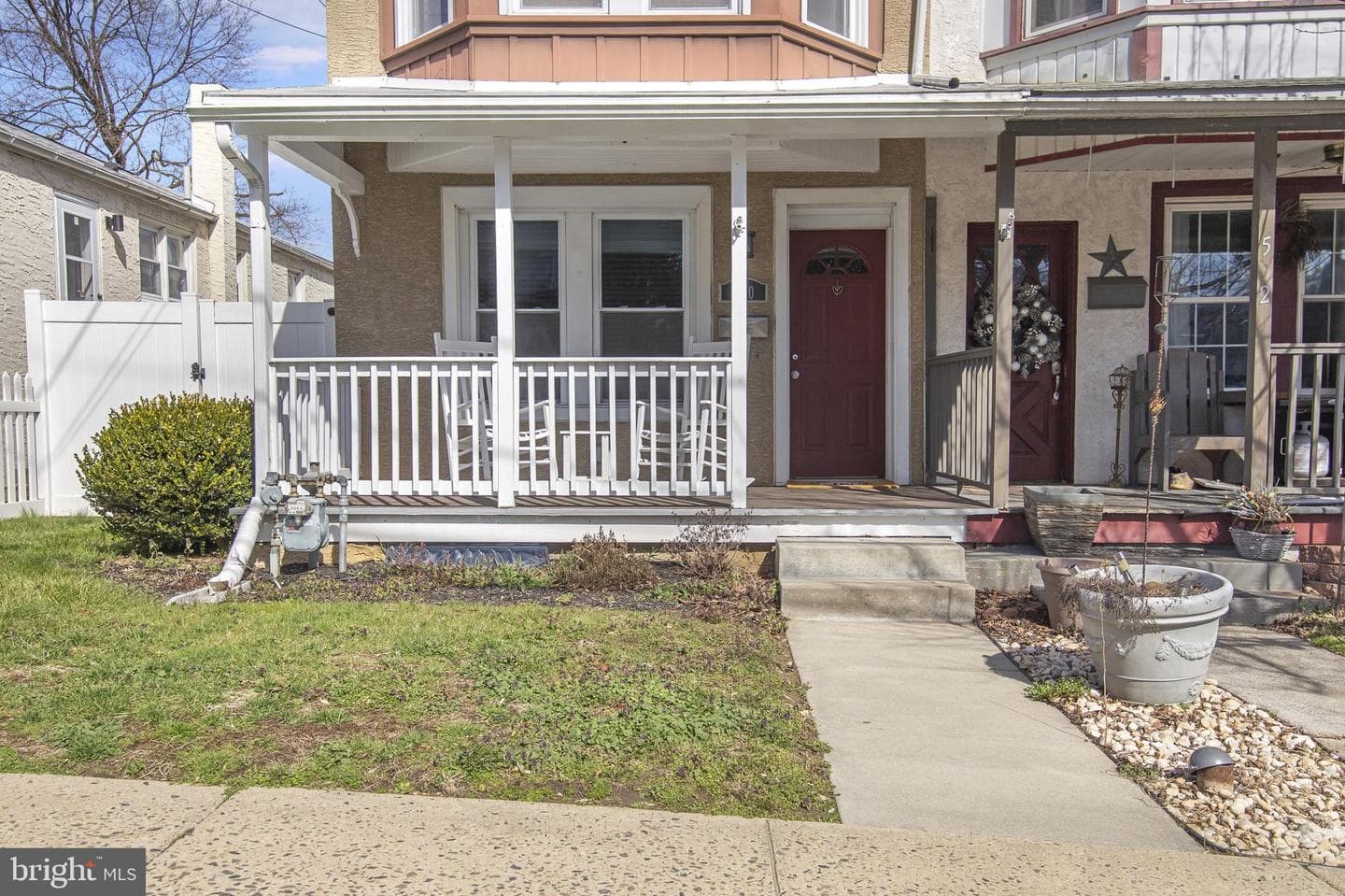 530 E Hector Street photo 2