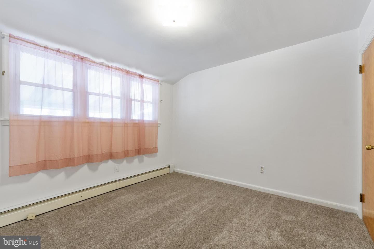 527 Norristown Road photo 16