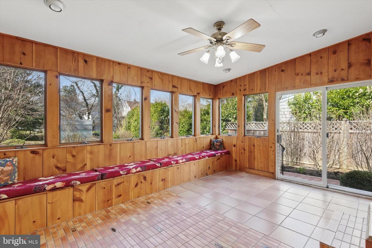 1220 Wheatsheaf Lane photo 14