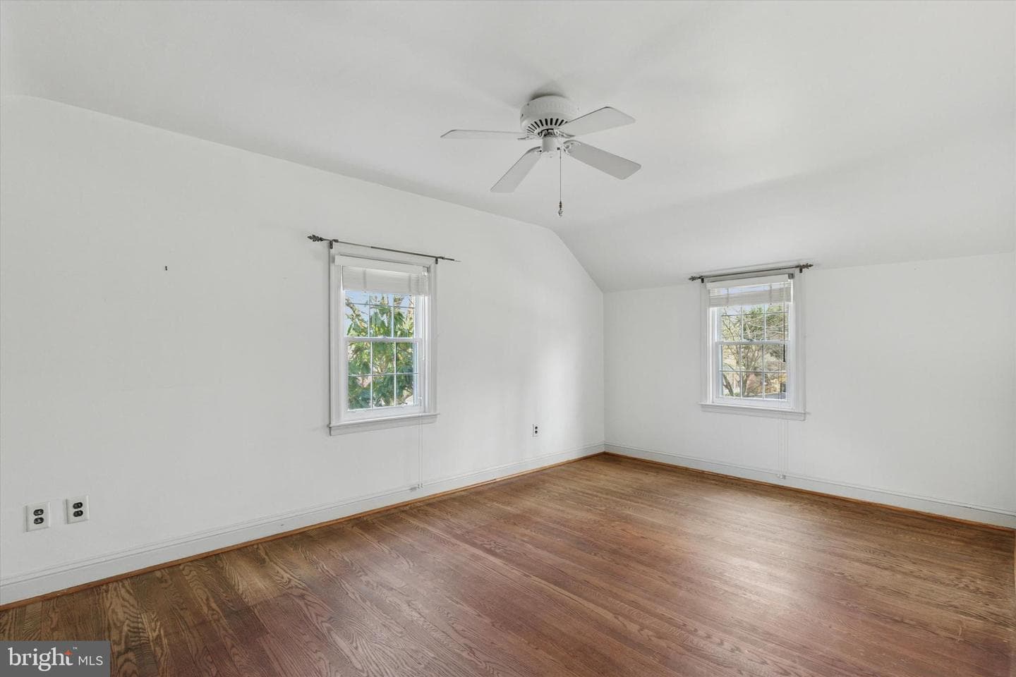 1220 Wheatsheaf Lane photo 19