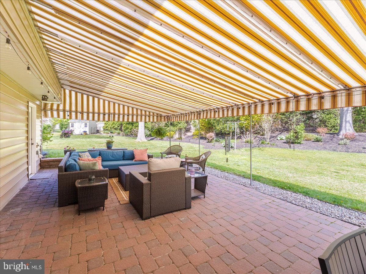 2737 Lantern Lane photo 35