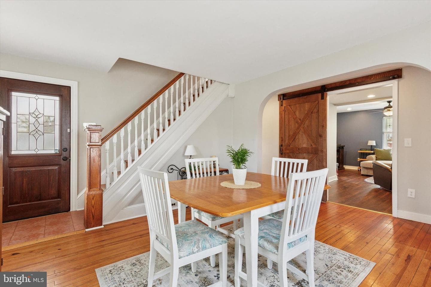 326 Maple Avenue photo 6