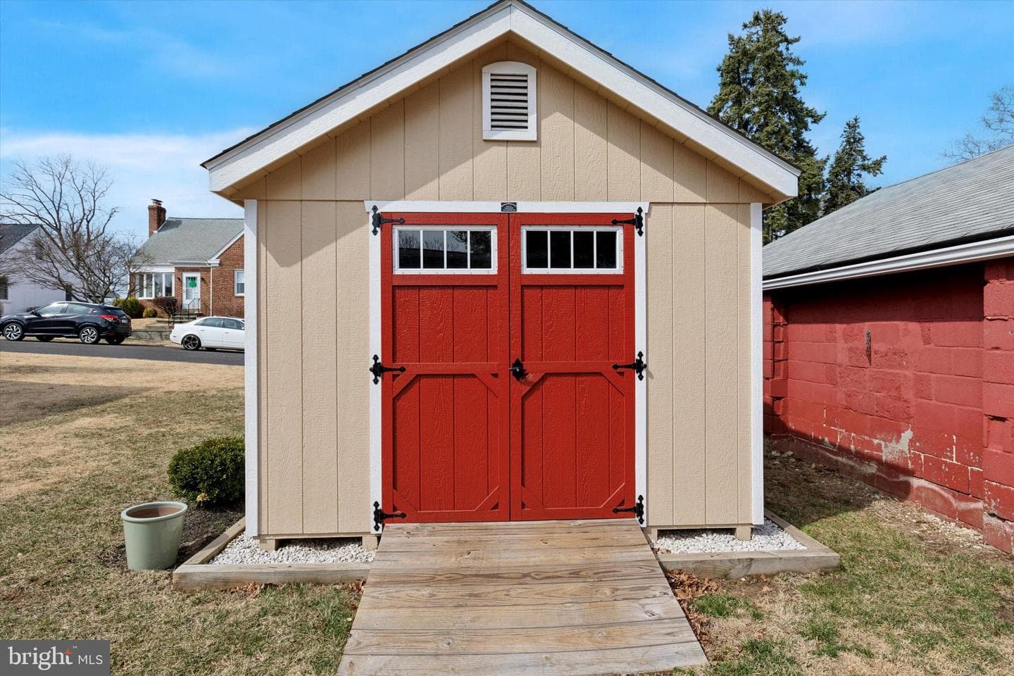 1019 Burke Avenue photo 22