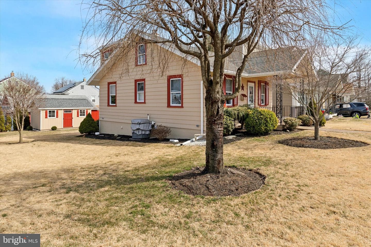 1019 Burke Avenue photo 25