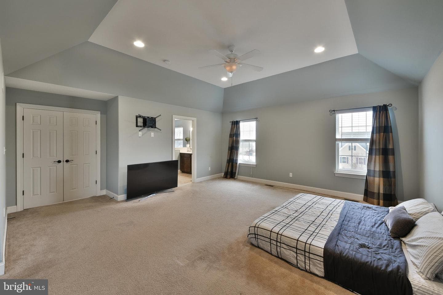 2290 Sterling Drive photo 25