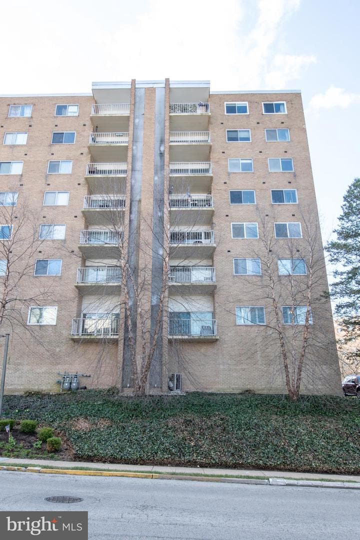 100 West Avenue #608-W photo 38