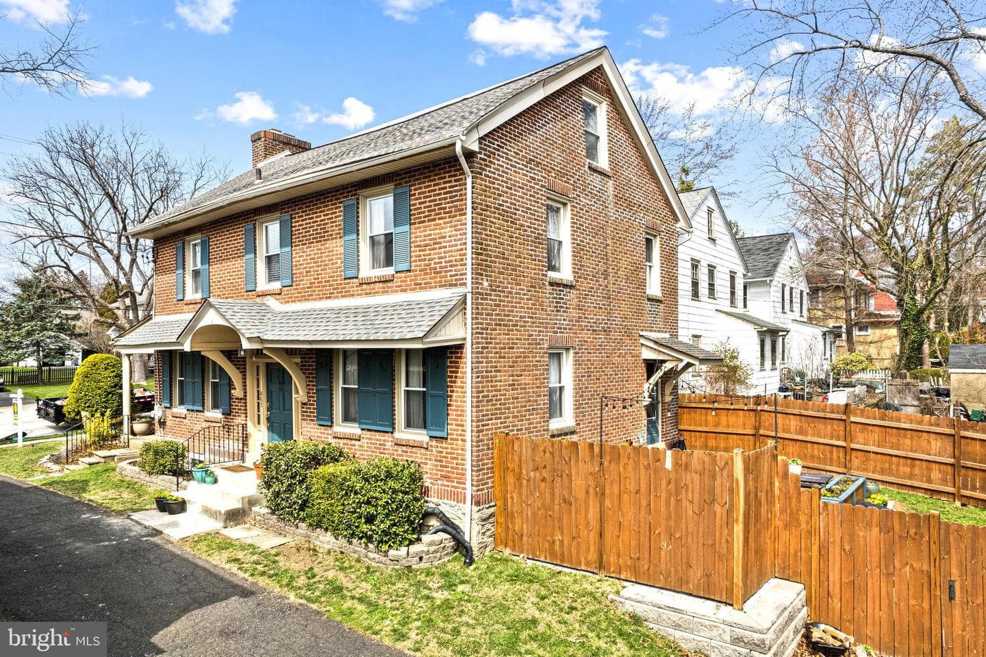 461 N Keswick Avenue photo 1