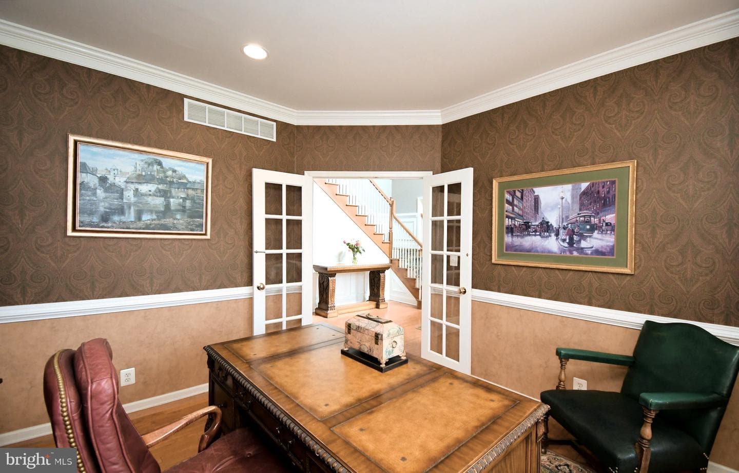 1329 Stoney River Drive photo 5