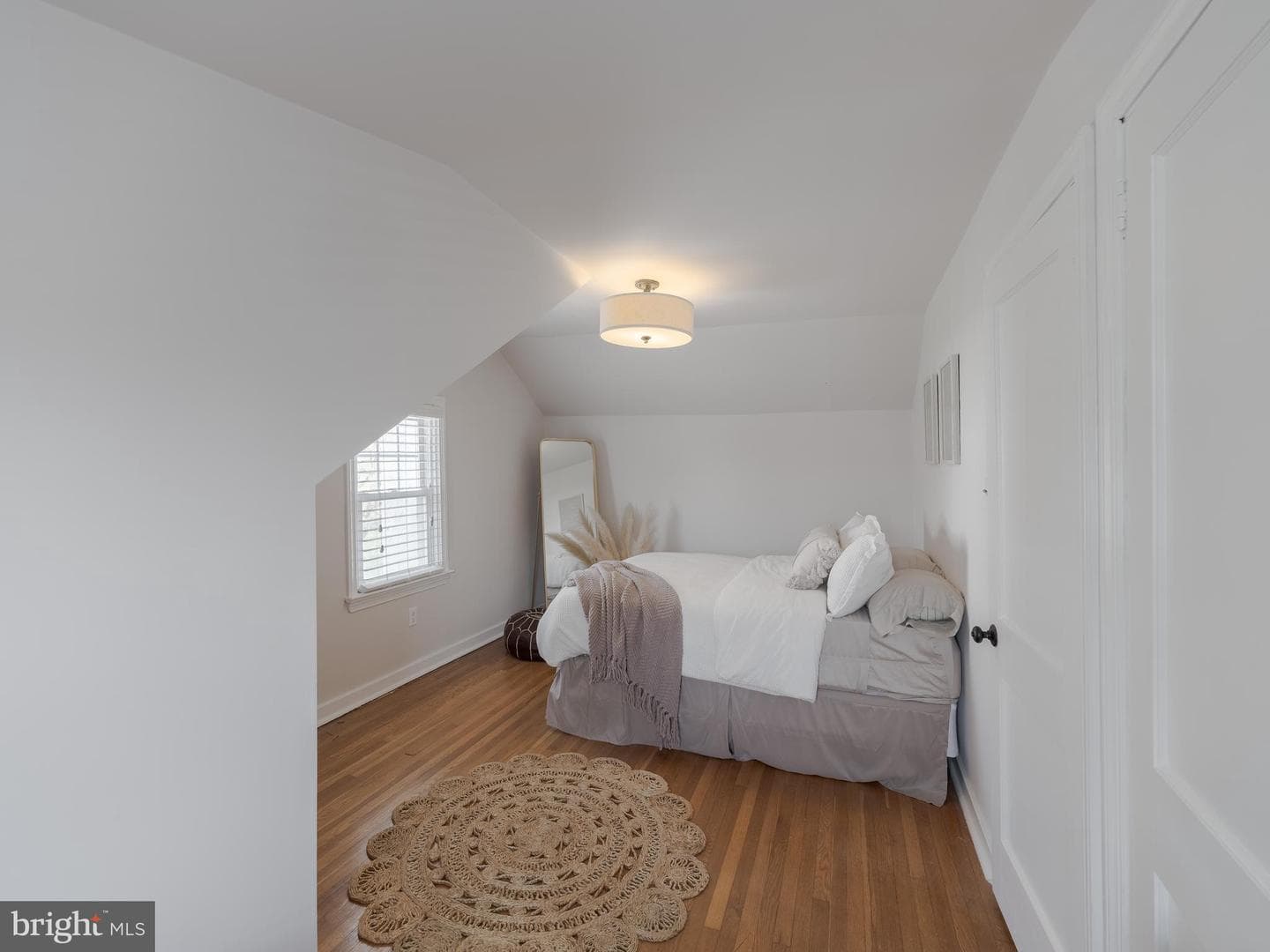 239 Hamel Avenue photo 32