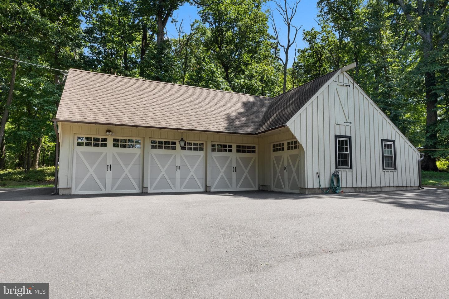 2230 Huntingdon Road photo 19