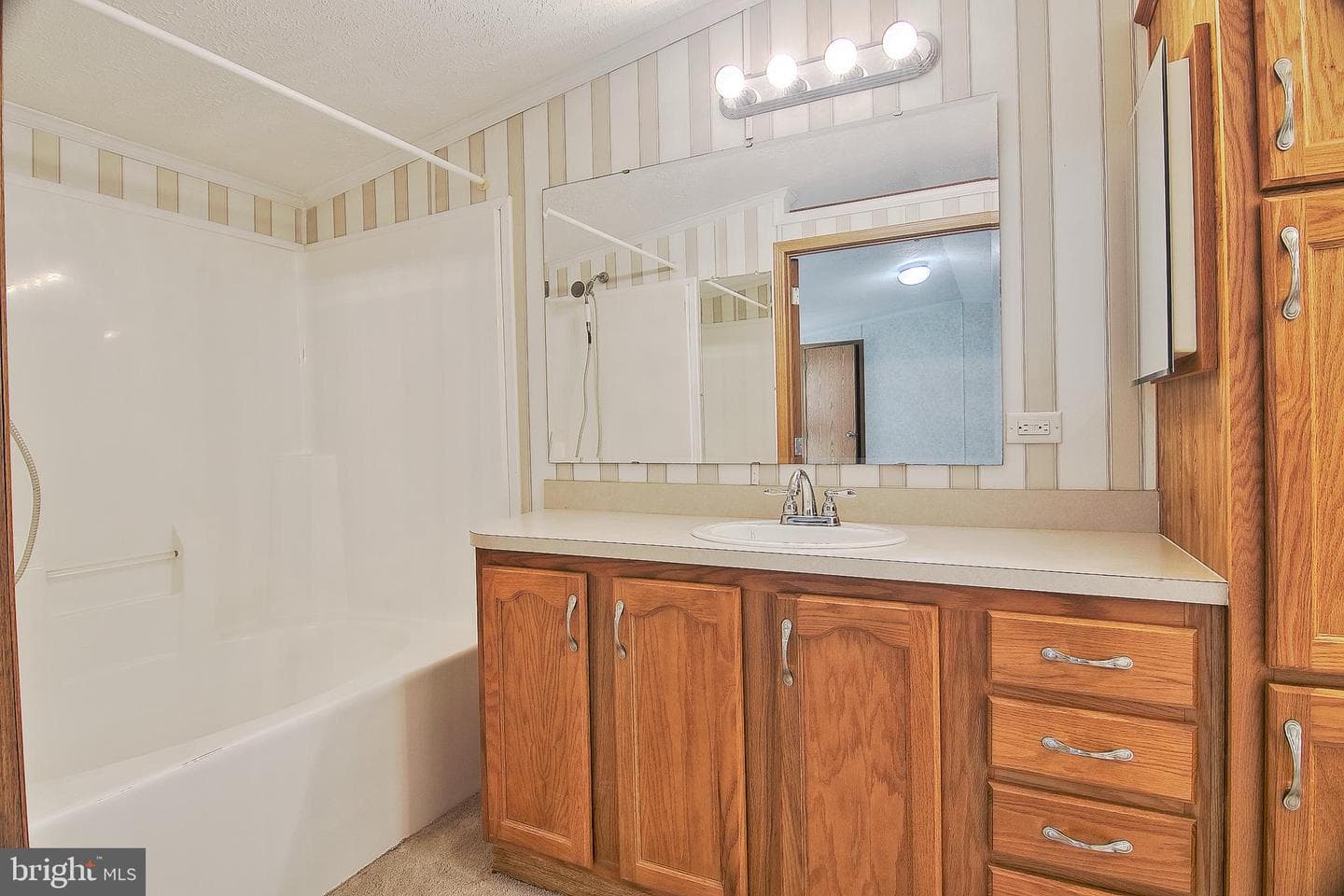 504 Maple Drive photo 11