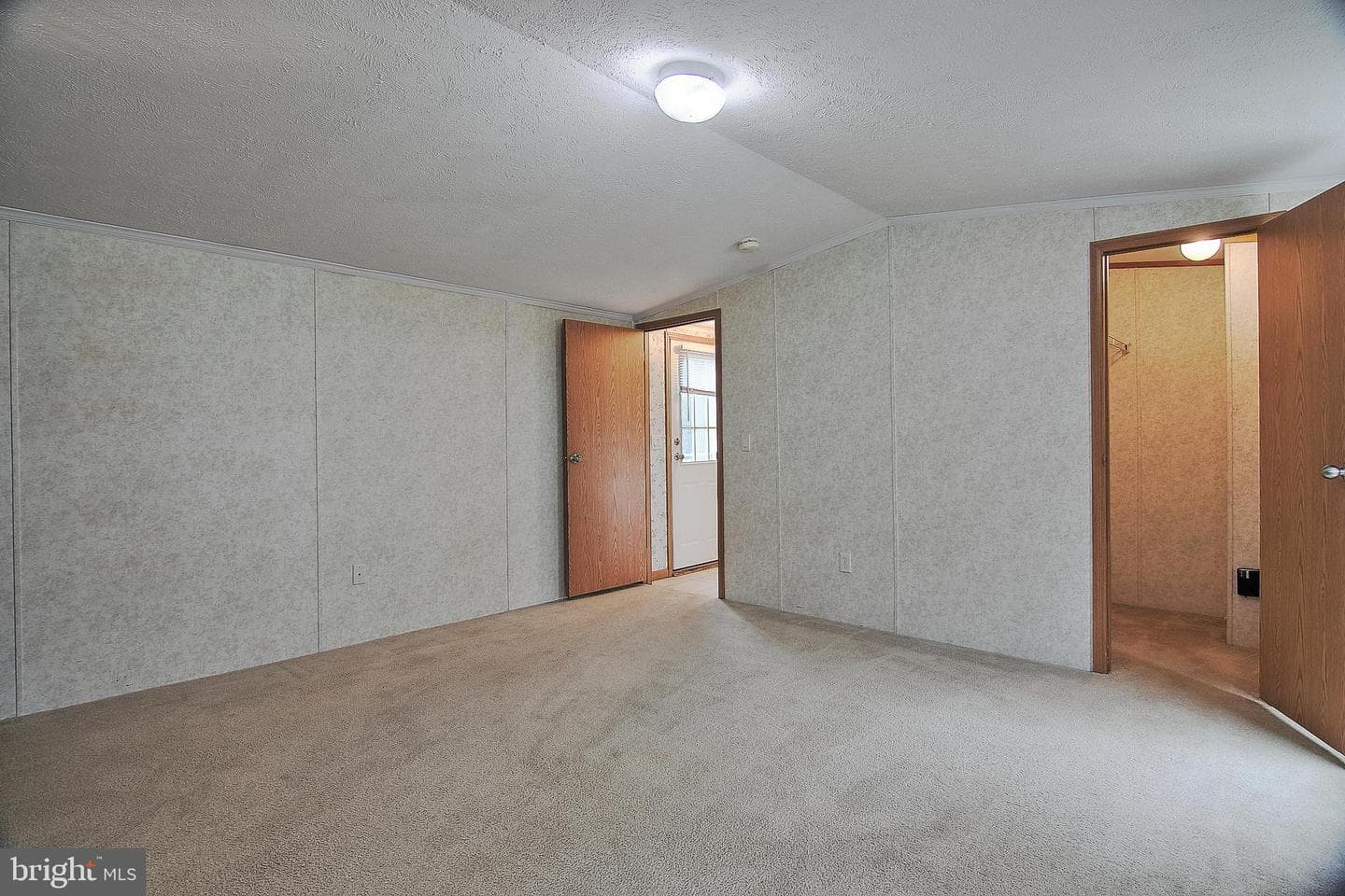 504 Maple Drive photo 8