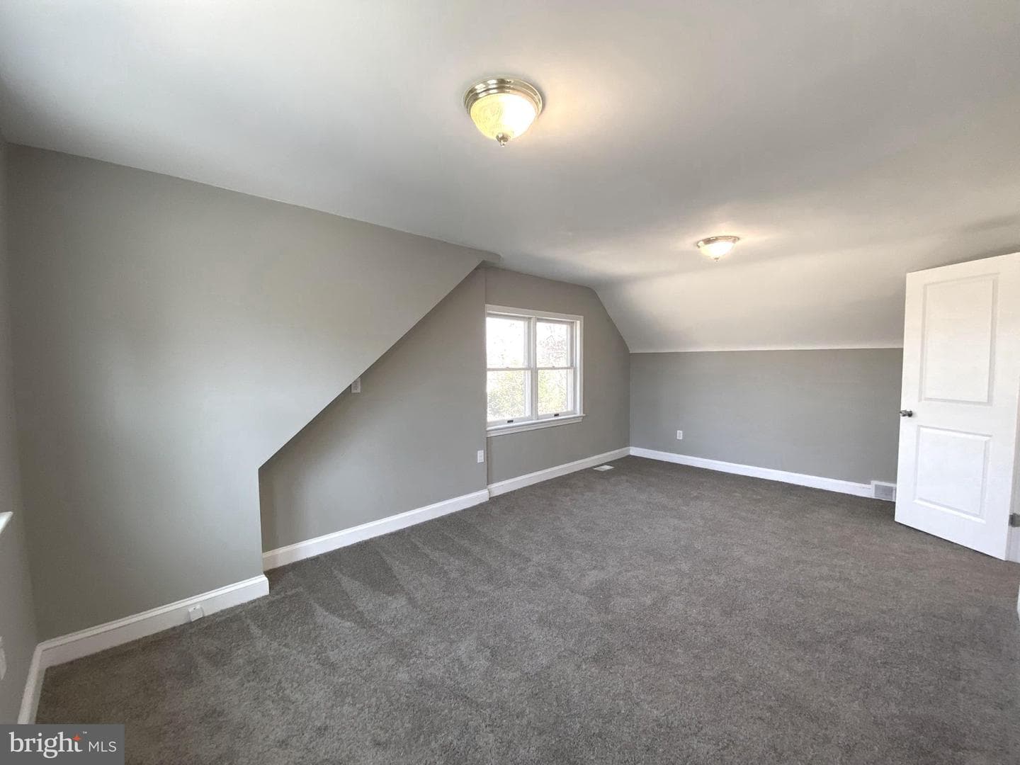 19 Woodhill Road photo 14