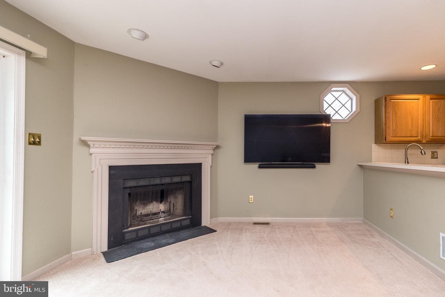 504 Victoria Drive photo 21