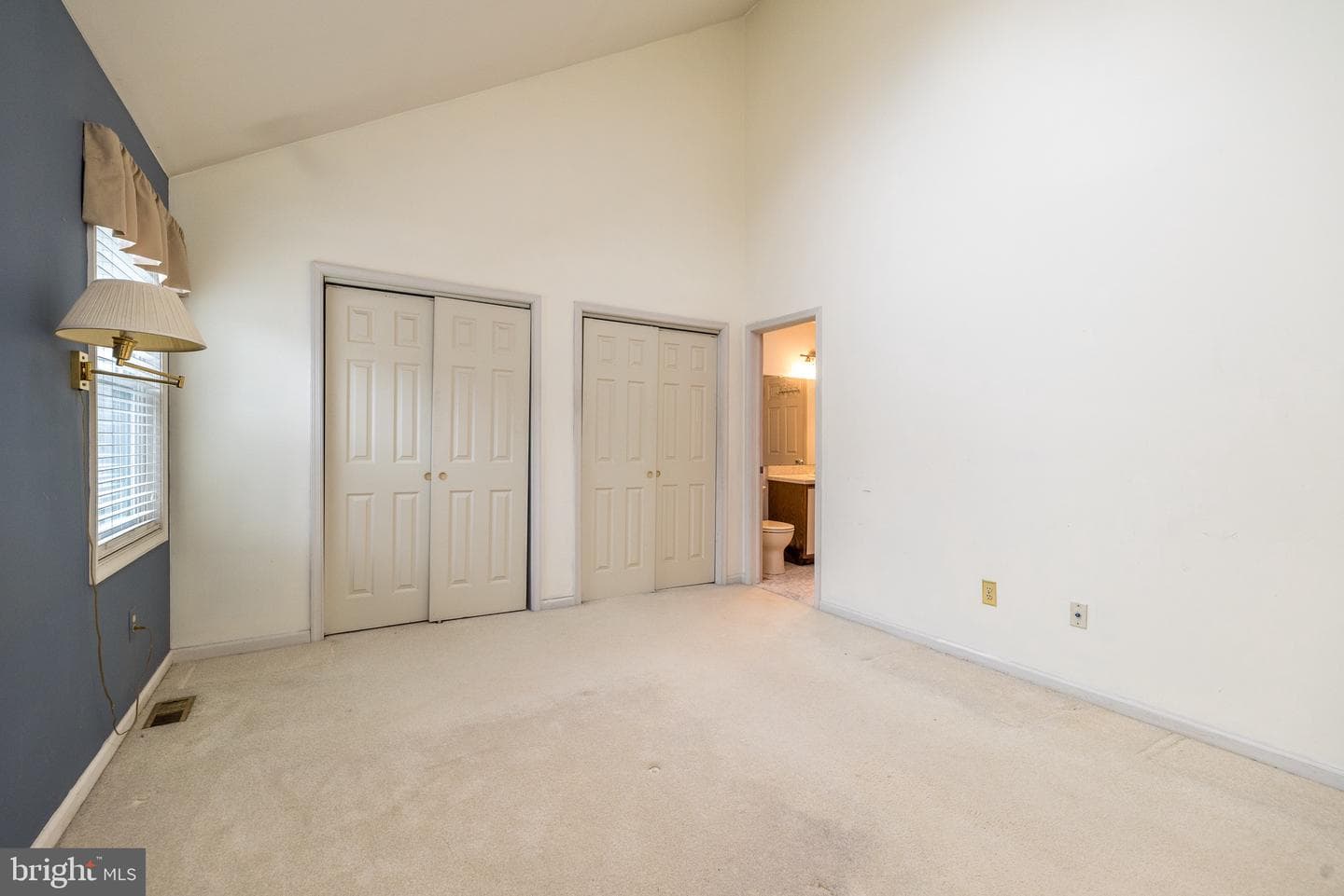 504 Victoria Drive photo 25