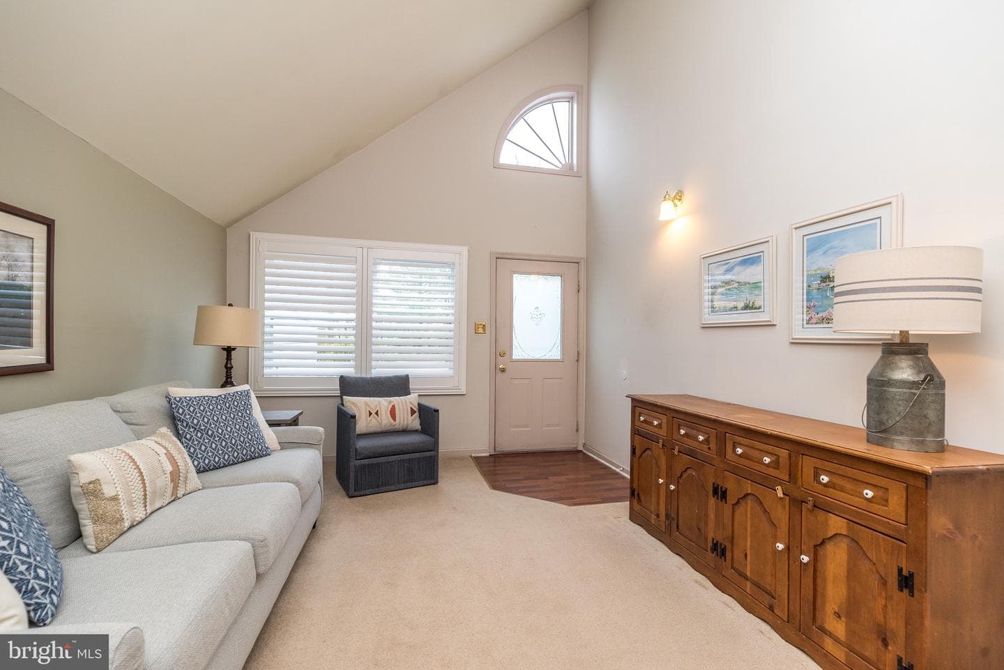 504 Victoria Drive photo 4