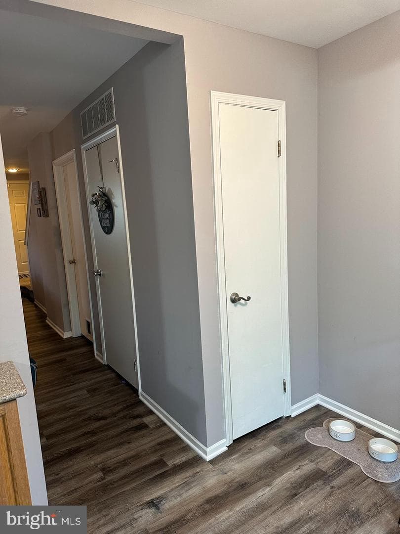 328 Lexington Road photo 19