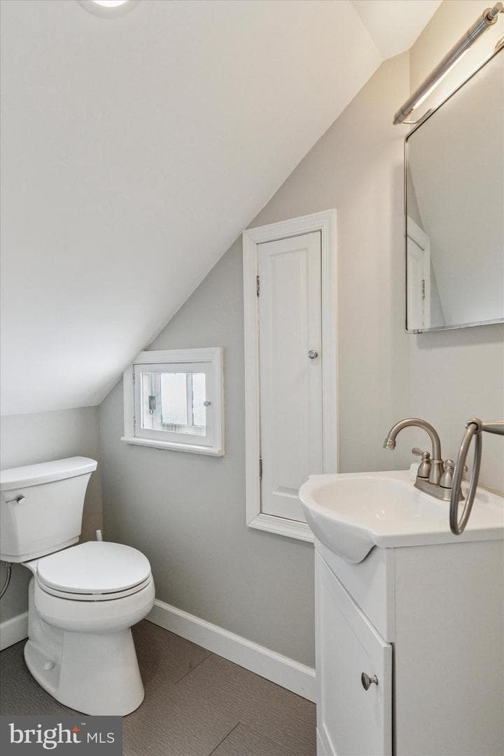 1708 Sandy Hill Road photo 20