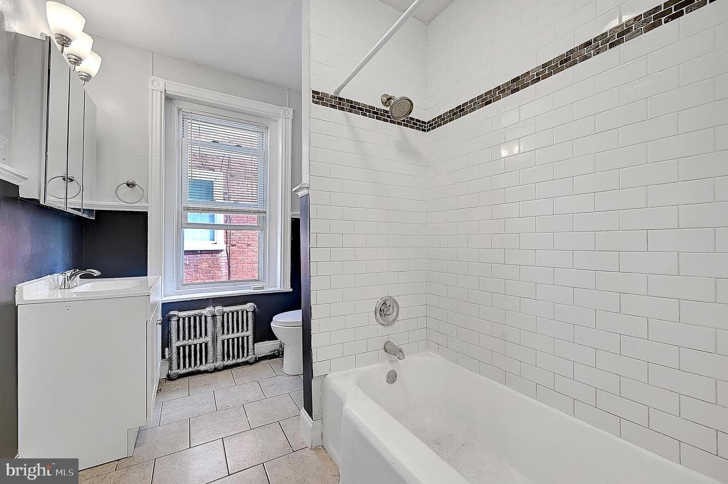 105 W Wood Street photo 36