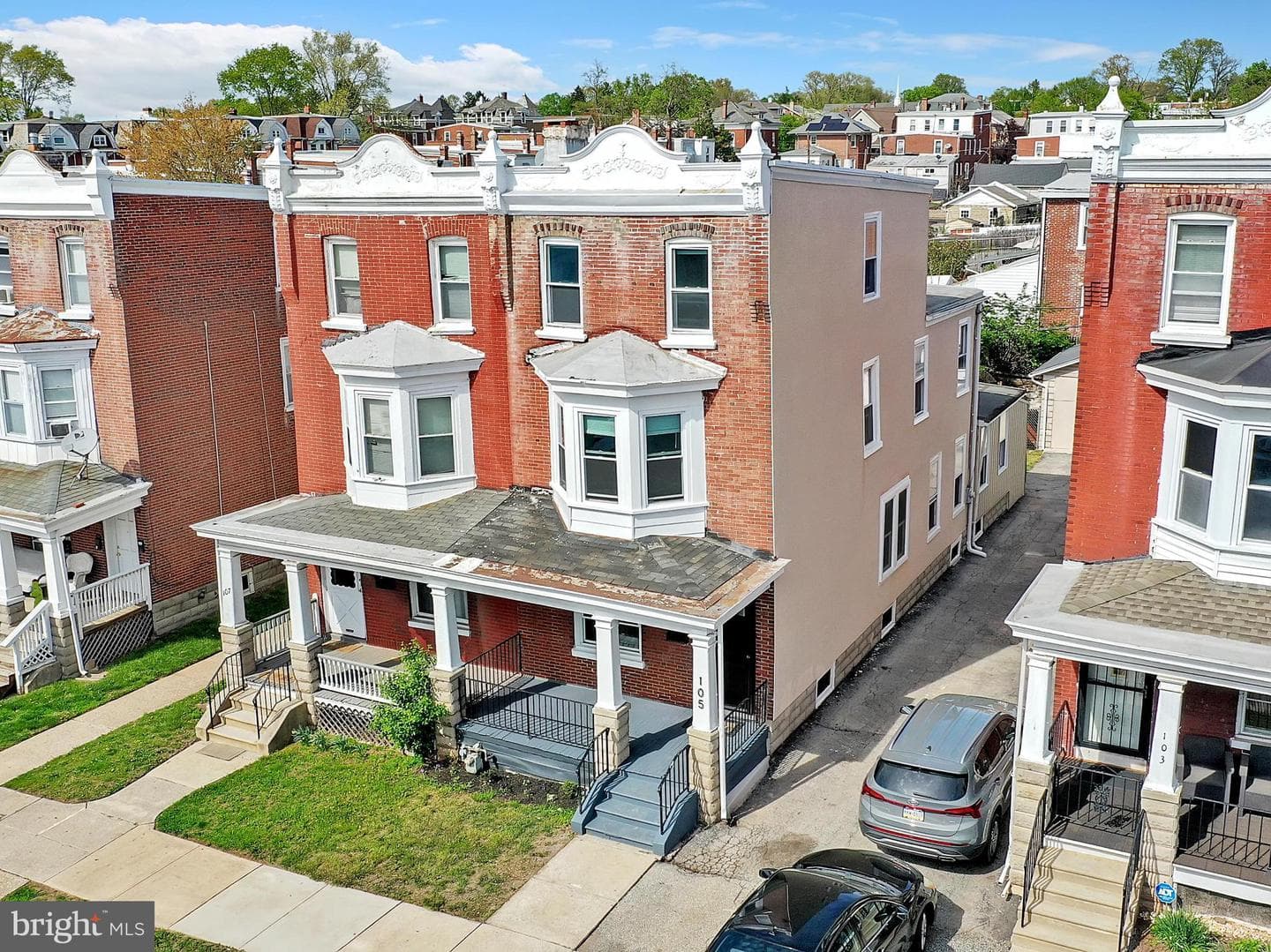 105 W Wood Street photo 41