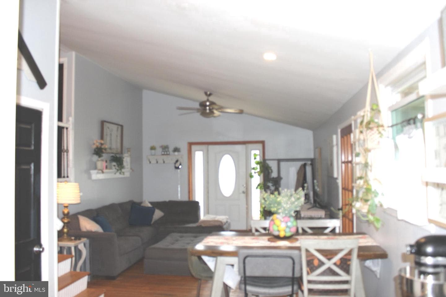 95 Ivy Lane photo 4