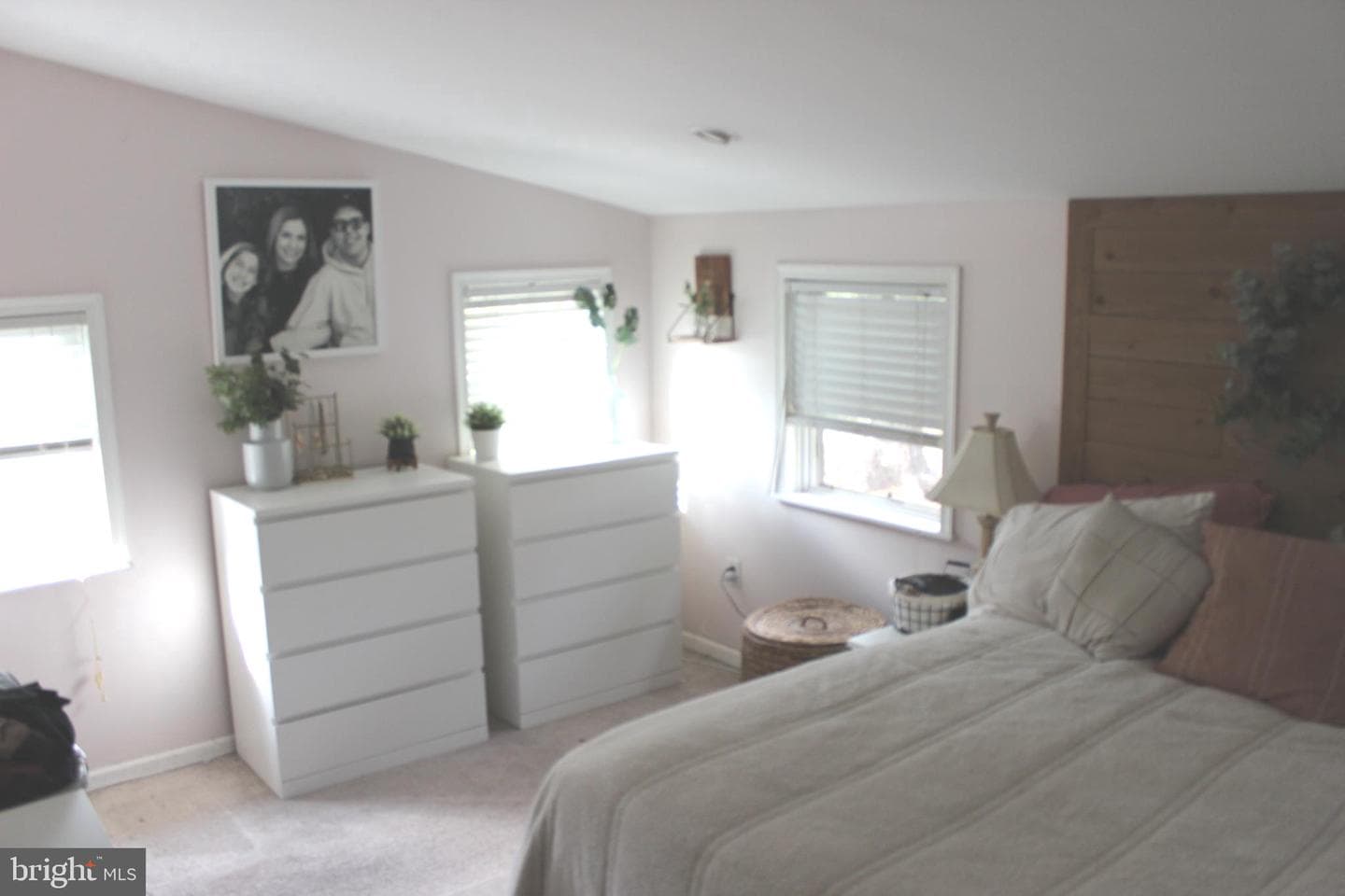95 Ivy Lane photo 9