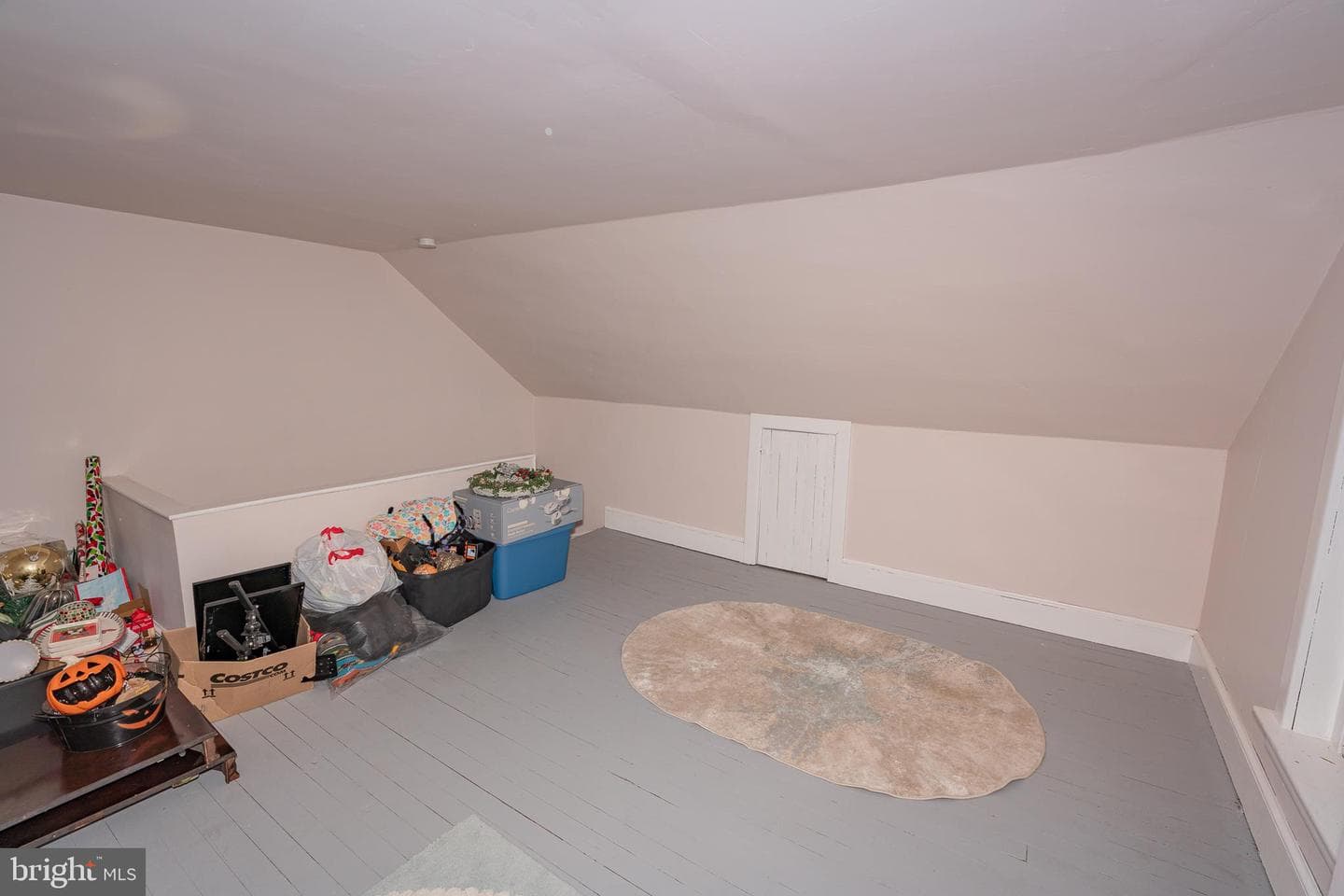 917 Queen Street photo 26