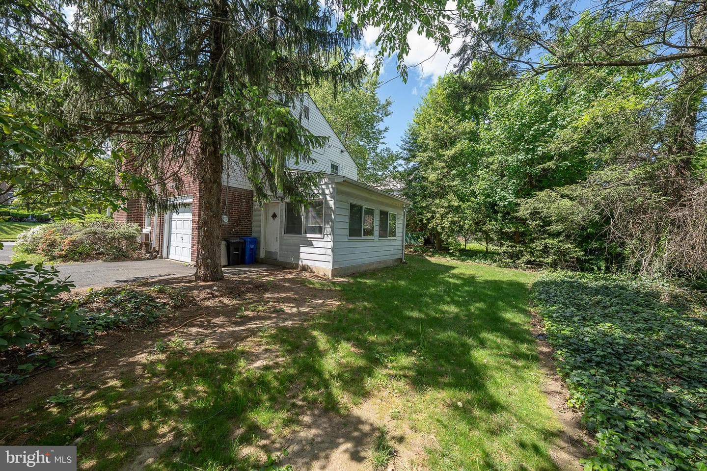 7411 Elizabeth Road photo 34