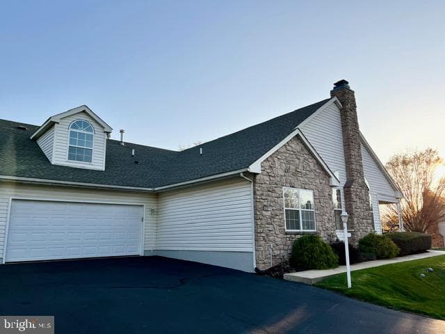 104 Barrington Way photo 1