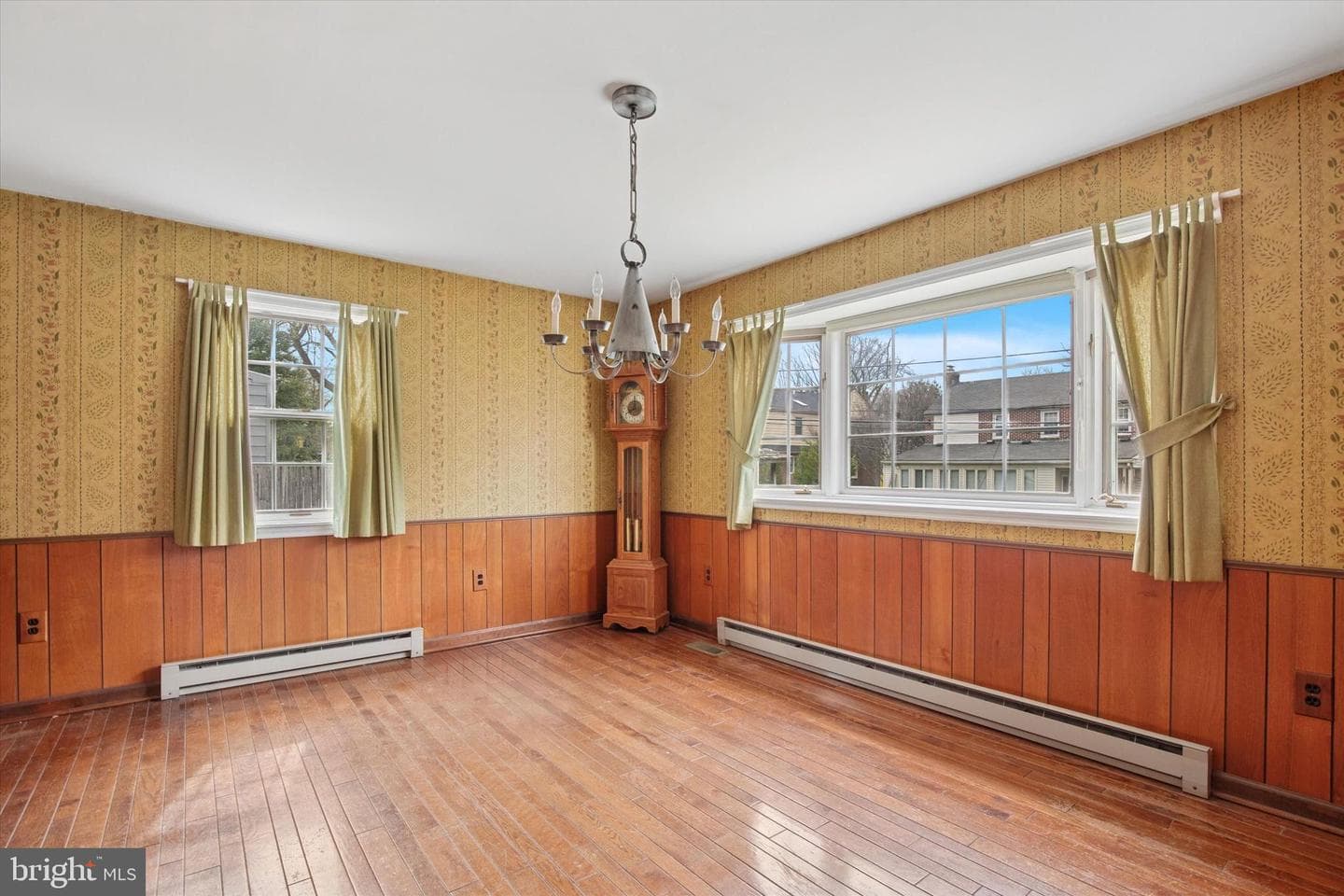 513 Kingston Road photo 6
