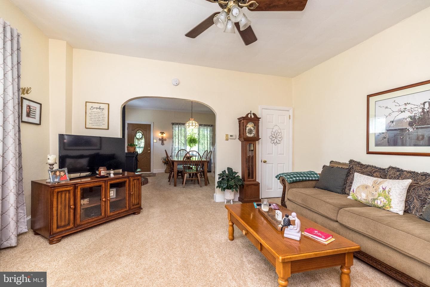 4 Elm Avenue photo 13