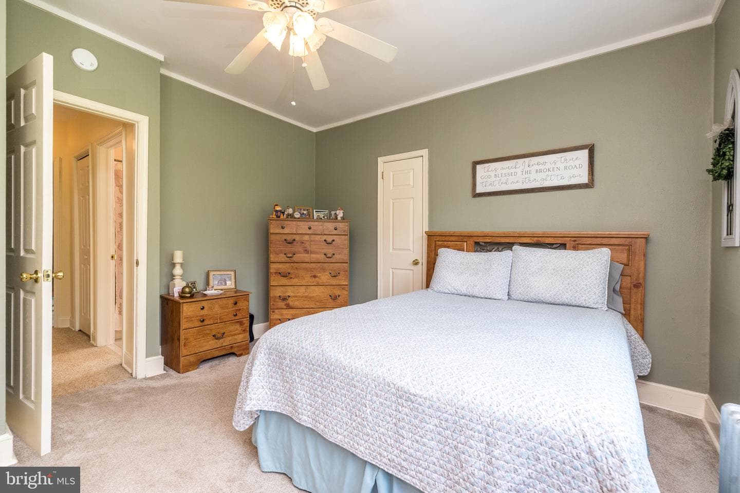 4 Elm Avenue photo 25