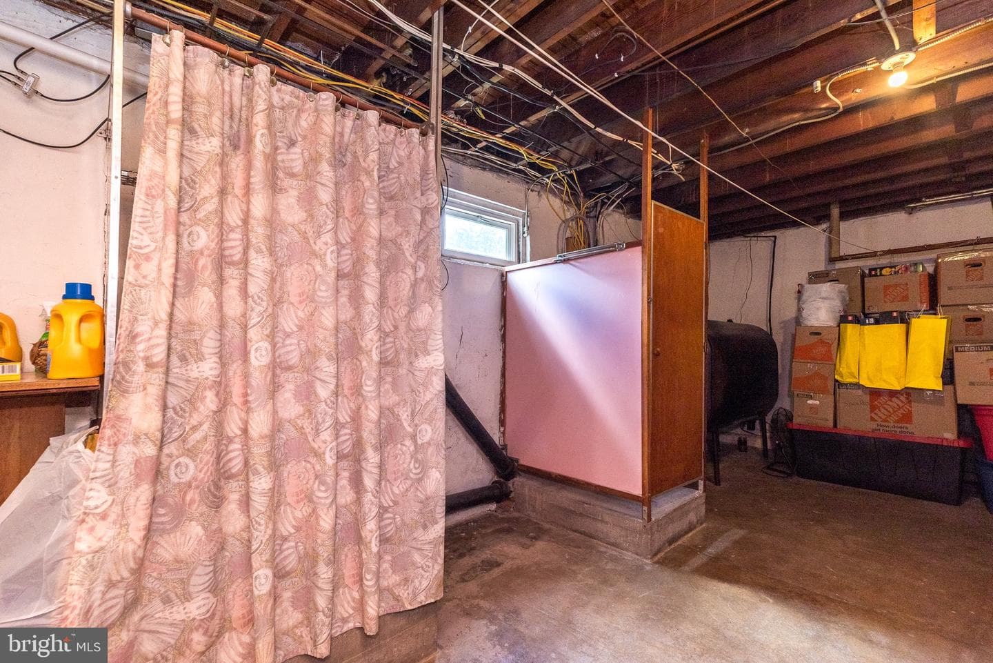 4 Elm Avenue photo 38