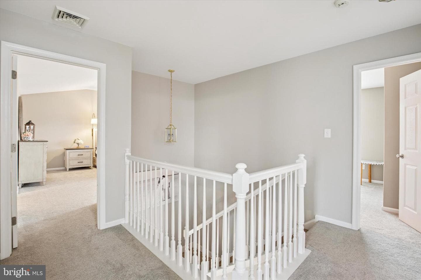 136 Oak Creek Drive photo 18