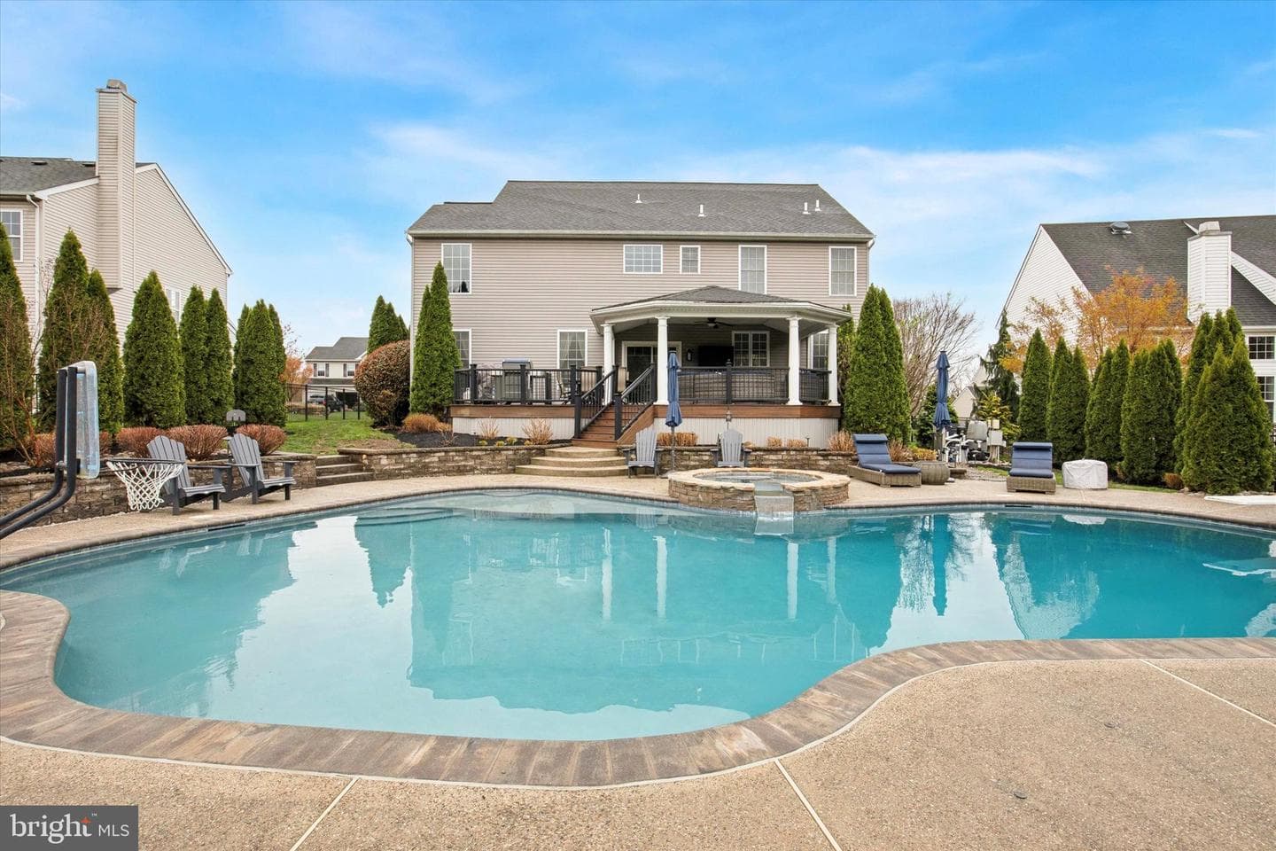 136 Oak Creek Drive photo 42