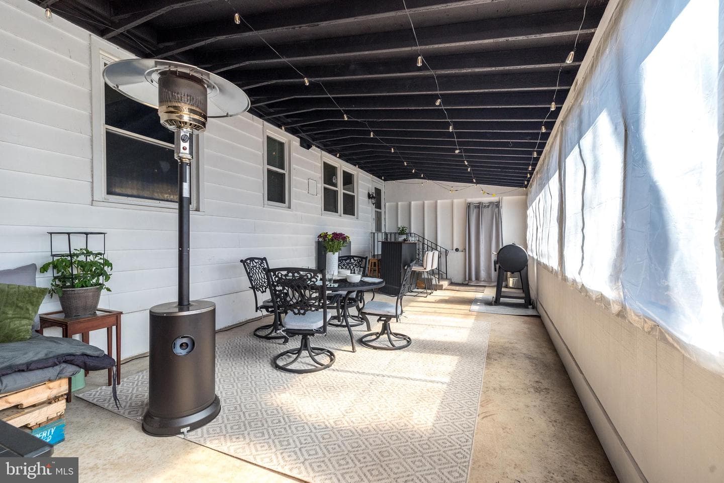 668 Oakdale Avenue photo 34