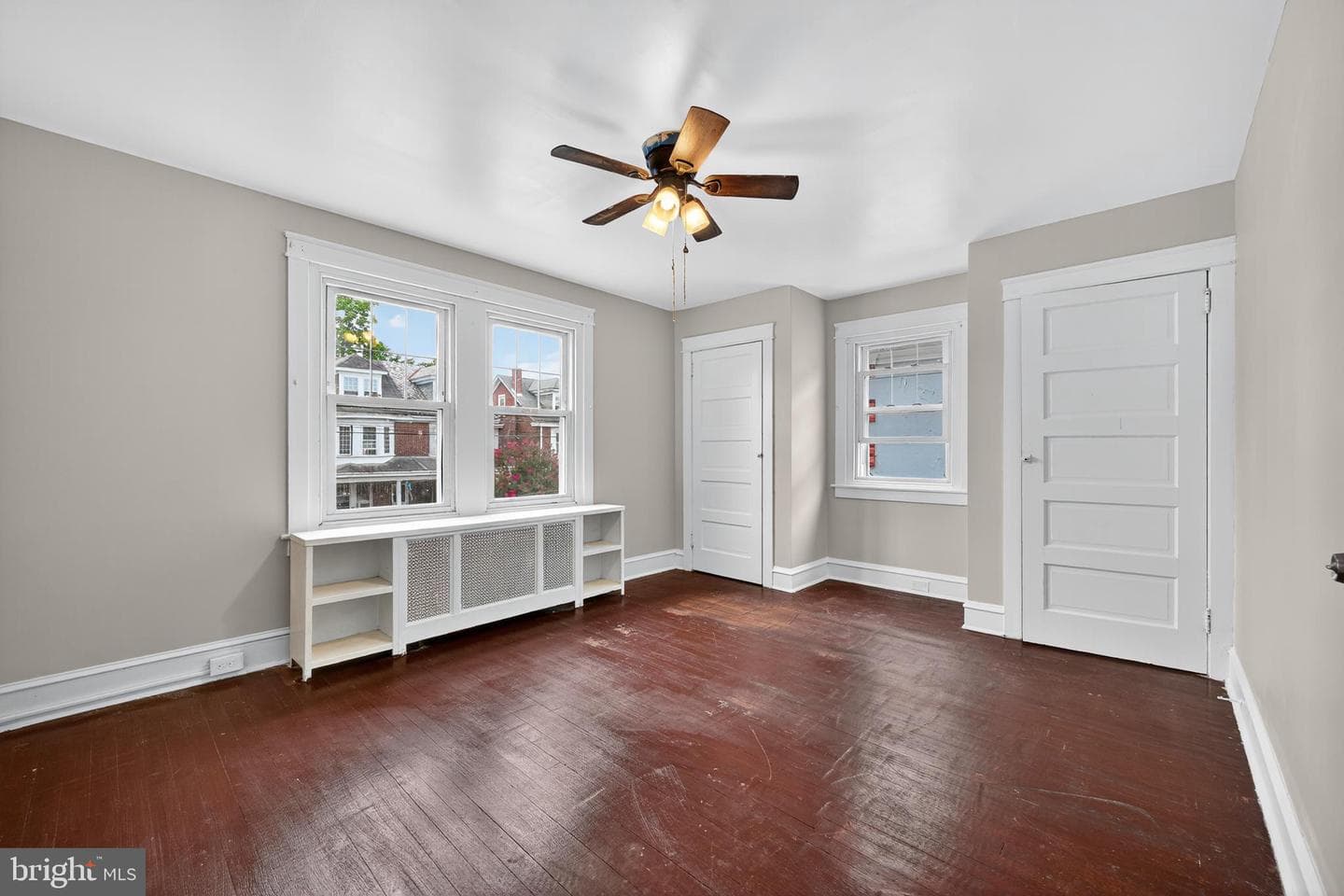 29 E Freedley Street photo 8