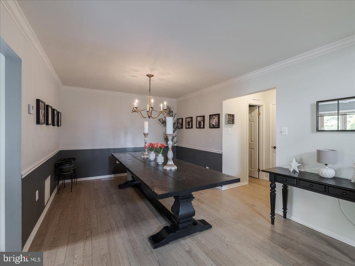 1132 Keats Court photo 8