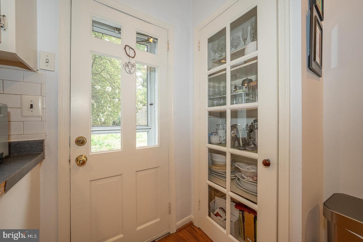 698 Beacom Lane photo 13