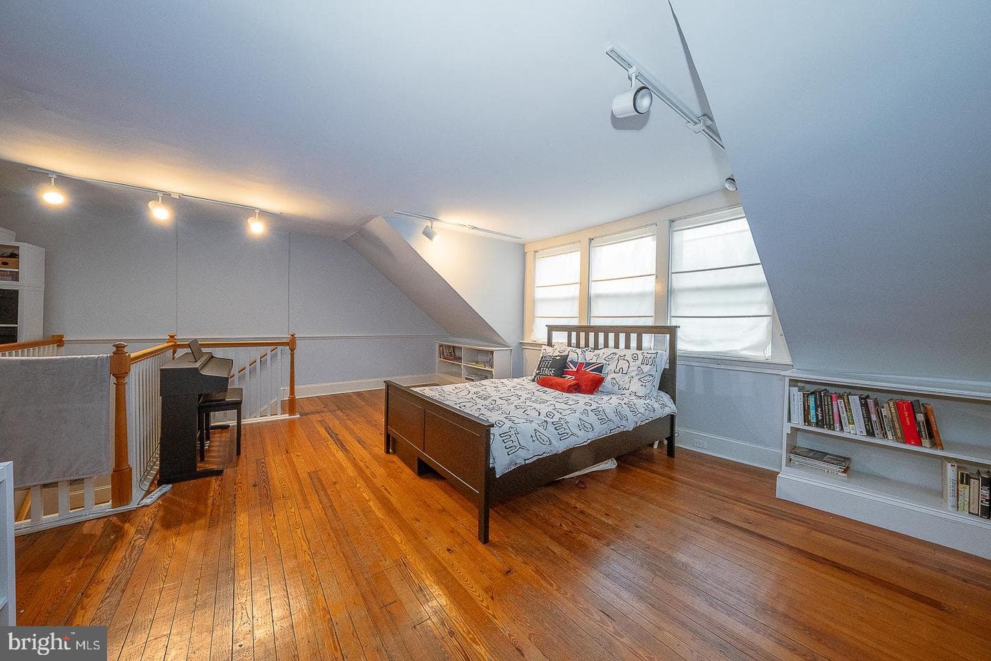698 Beacom Lane photo 22