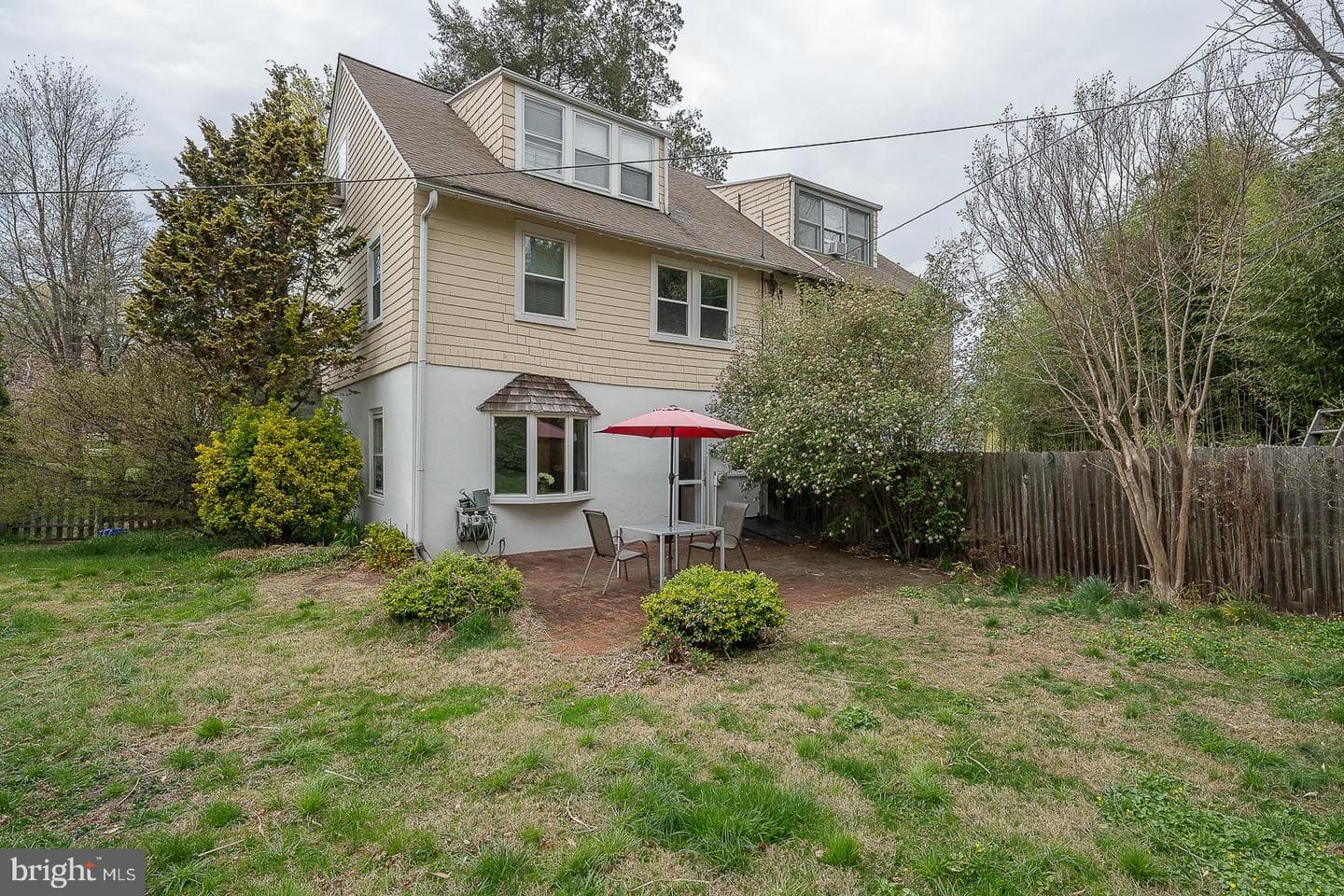 698 Beacom Lane photo 27