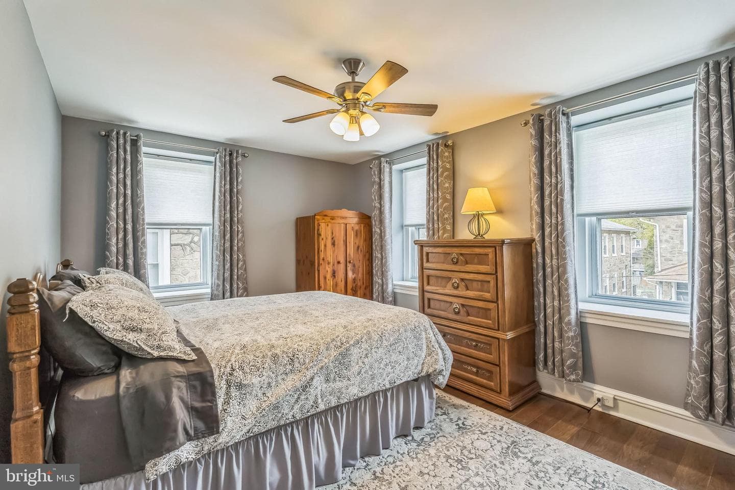 435 Renfrew Avenue photo 23
