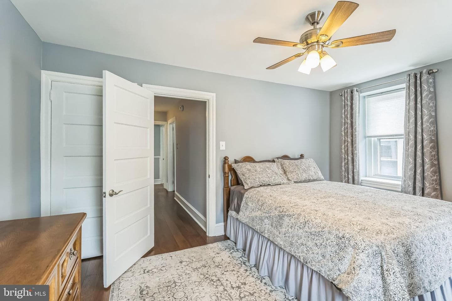 435 Renfrew Avenue photo 24