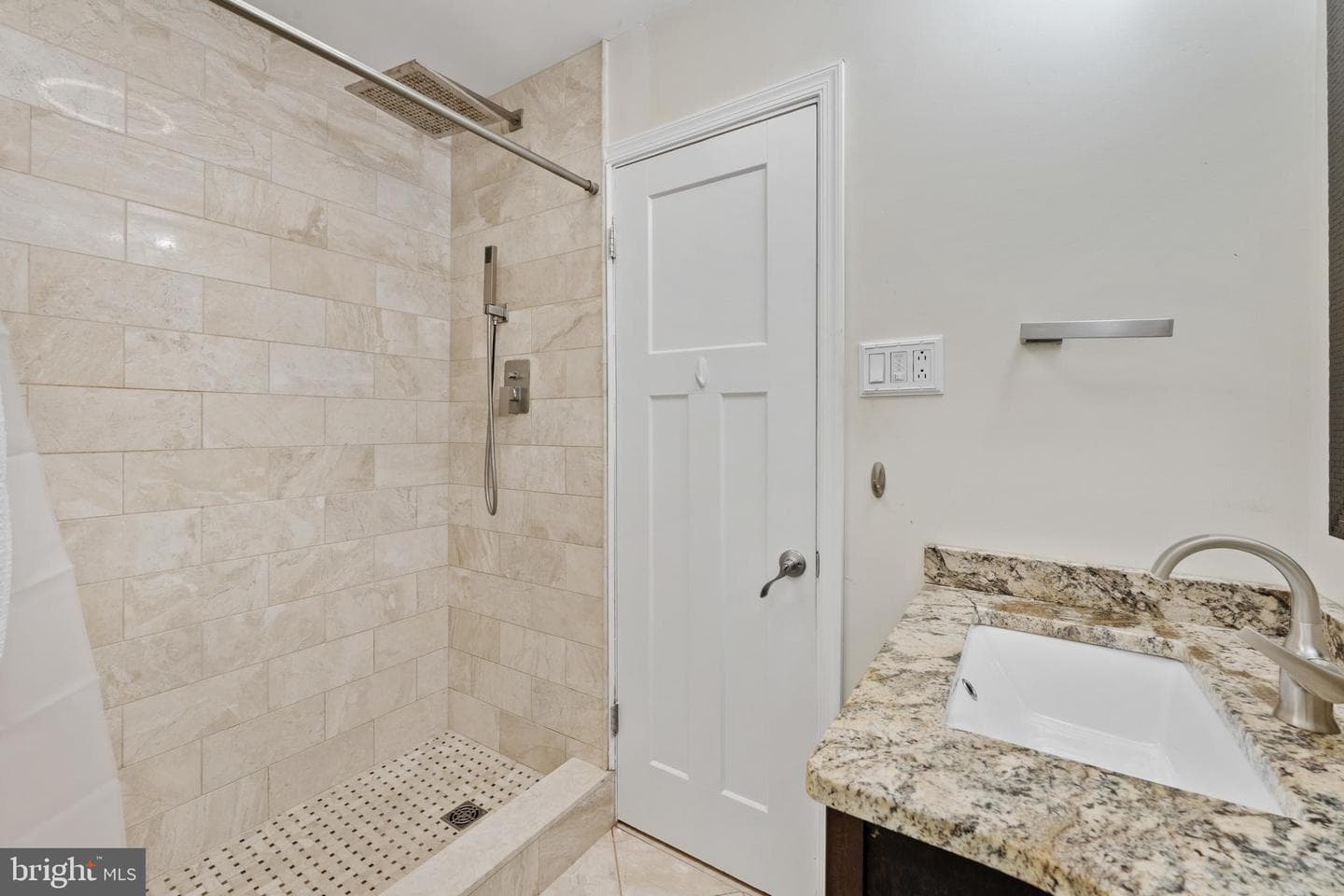 507 Thrush Drive photo 36