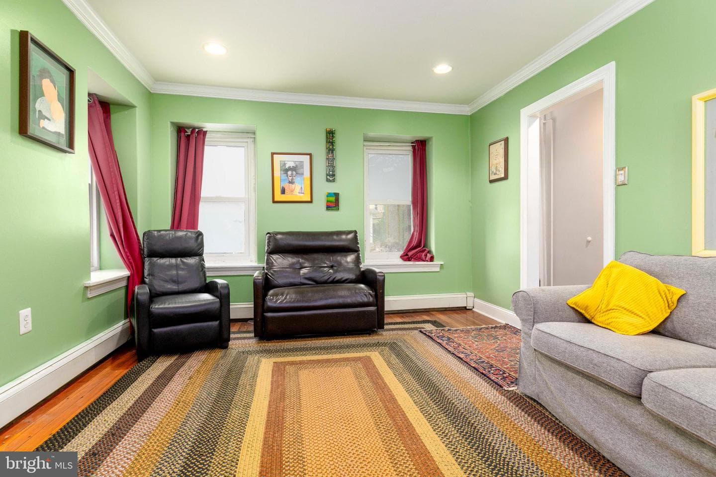 92 Orange Avenue photo 7