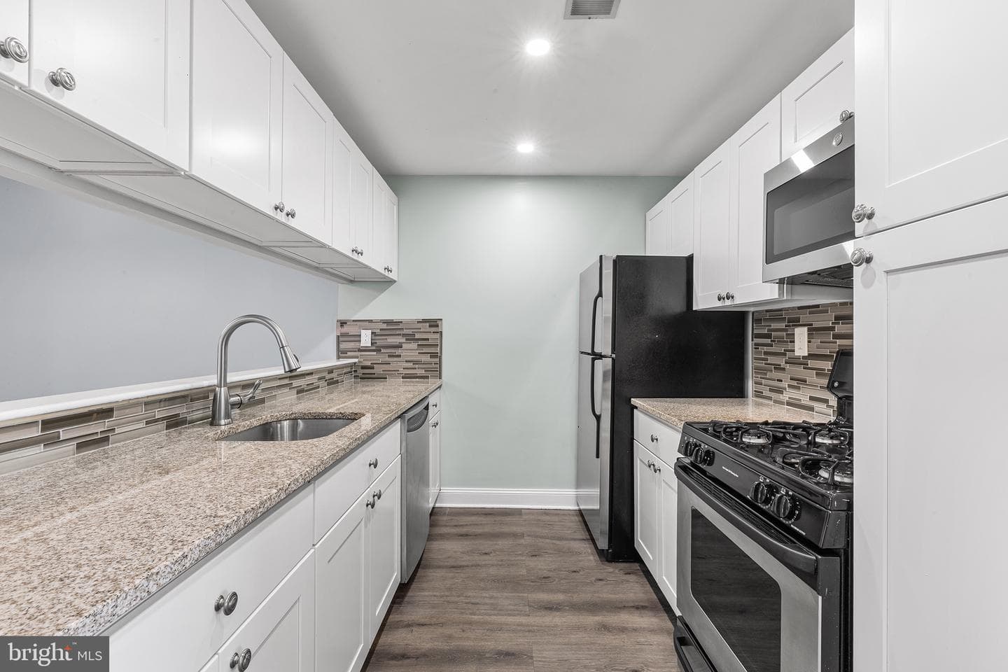 502 Crystal Ln #20a photo 14